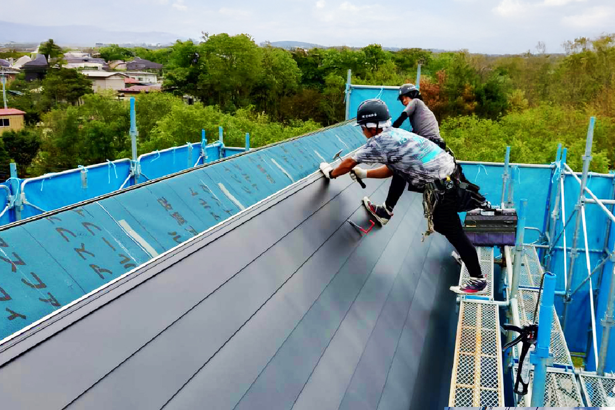 屋根修理が完了した住宅